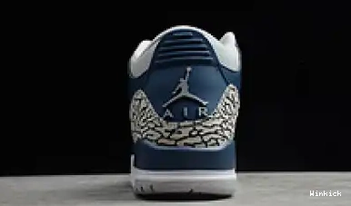 AIR 3 “MIDNIGHT JORDAN CT8532-401 NAVY” 0521